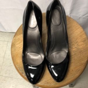 Calvin Klein Black Patent Leather Pumps 8 1/2 M